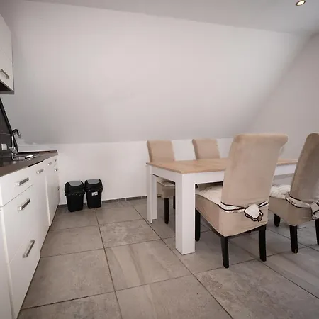 216 Grosse Schwalbennest * Wittmund